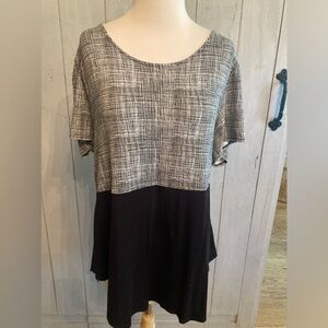 Alfani Plus Black&White Abstract Print‎ Stretchy Rayon Shirt Blouse Top 1X